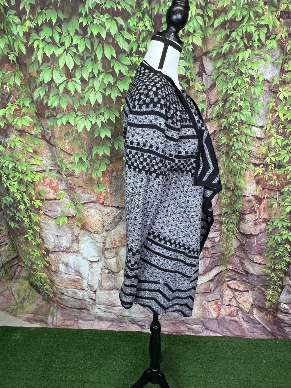 SMARTWOOL Black and Gray Merino Blend Cabincore Waterfall Open Cardigan, M - Picture 12 of 14